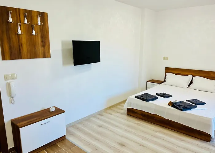 тутхон Διαμέρισμα Πομόριε