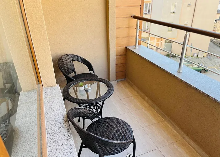 тутхон Апартаменты Поморие